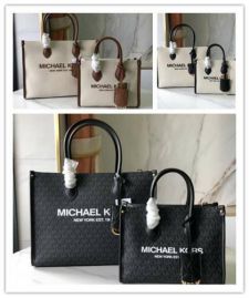 Picture of Michael Kors Lady Handbags _SKUfw130738606fw